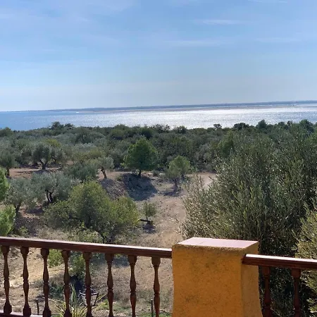 Сasa de vacaciones Casa Mola *